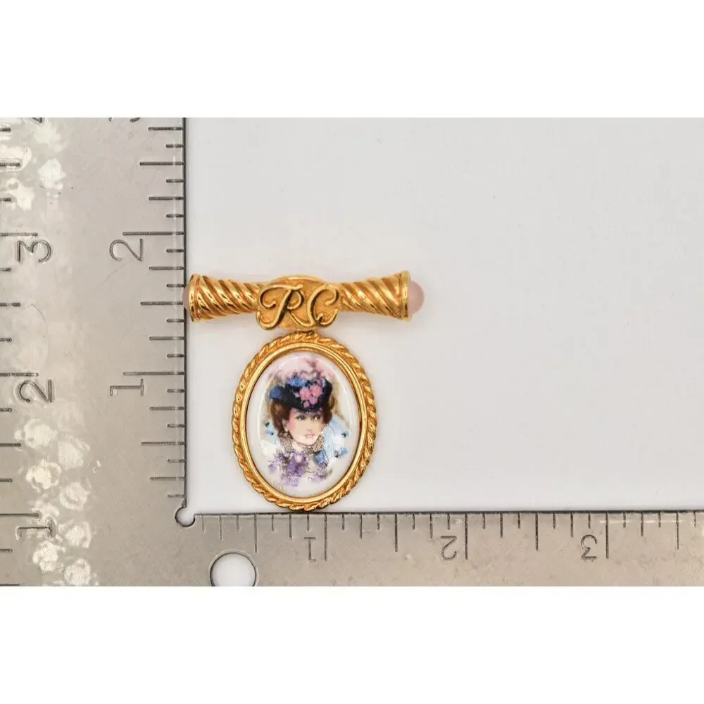 Avon Vintage Cameo President's Club Pin Brooch Pink Cabochon 1996-97 Signed 9B